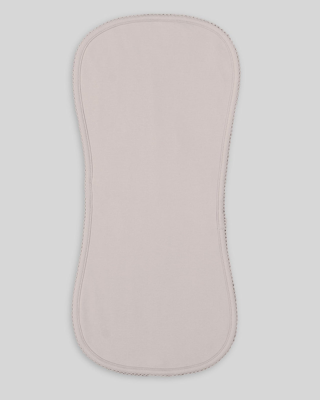 Hombrera para bebe en color nude, elegantes y suaves, ideales para el cuidado diario del bebe.