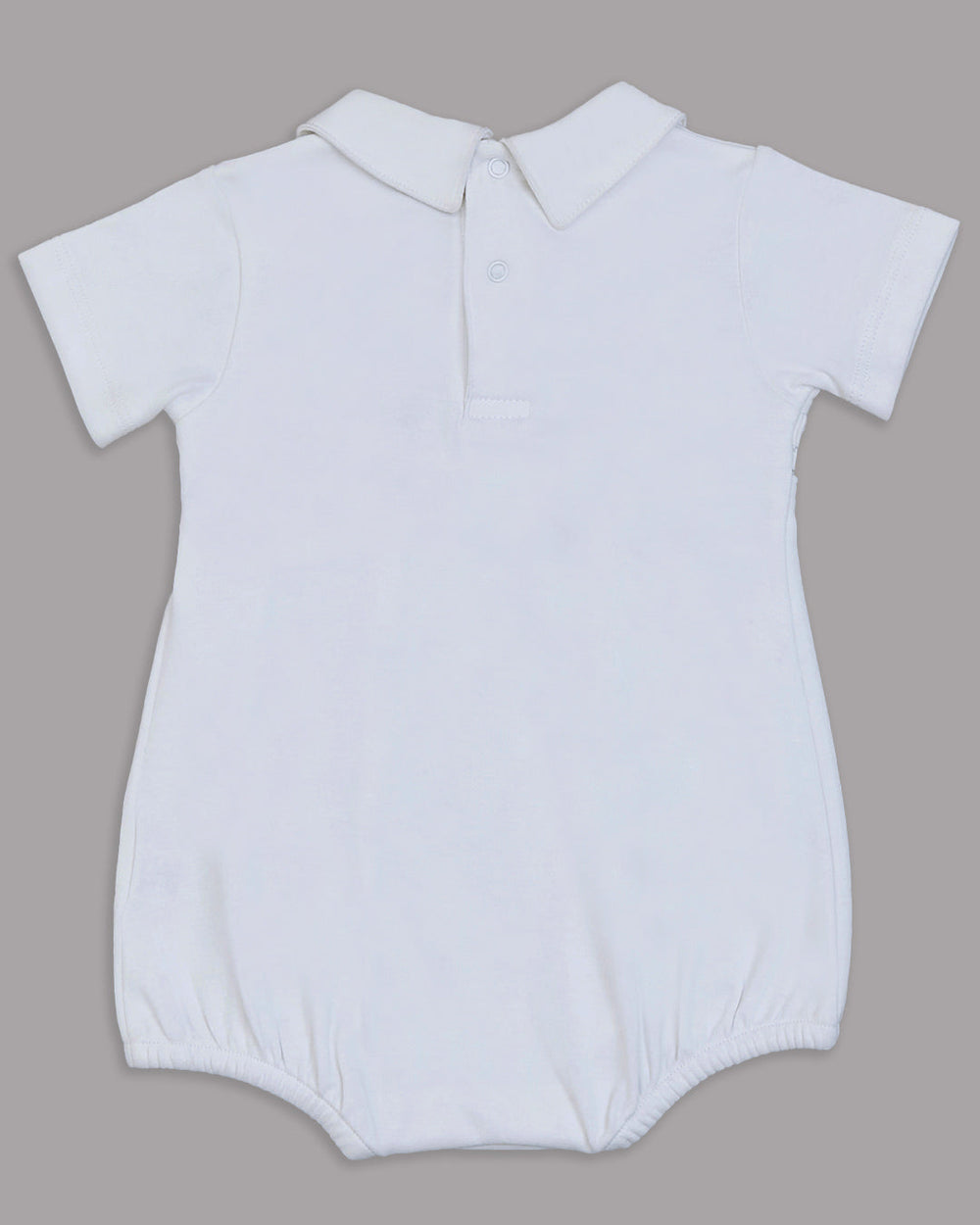 Bombacho para bebes en color blanco con bordado punto smock barcos
