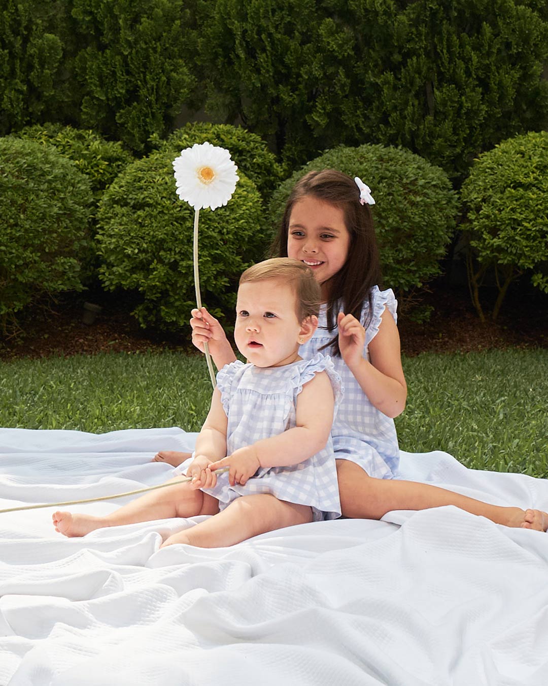 Mini vestido de niña Aurelia - Cuadros Celestes